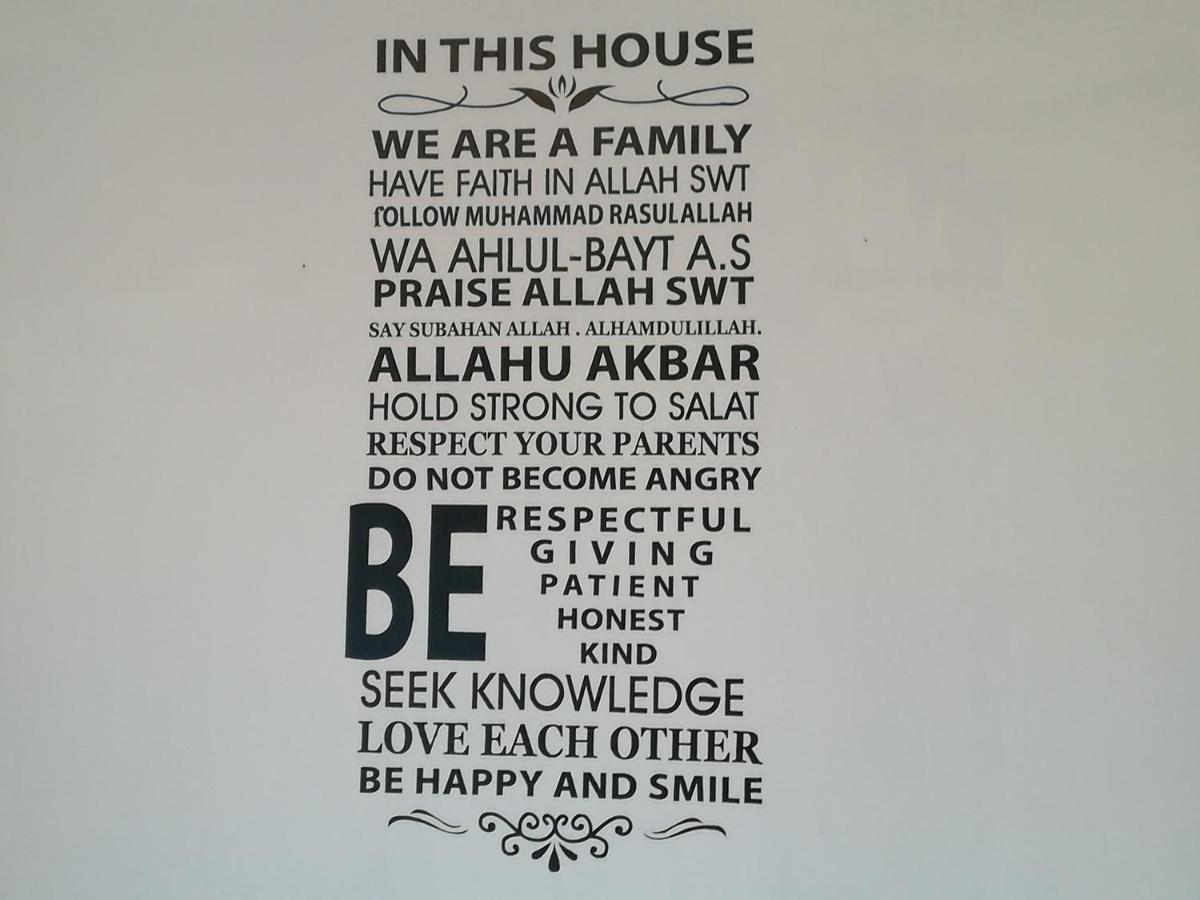 Hagia Medina Muslims Guesthouse Port Dickson Esterno foto